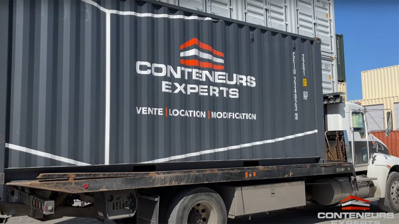 Comment sont transportés les conteneurs modifiés?